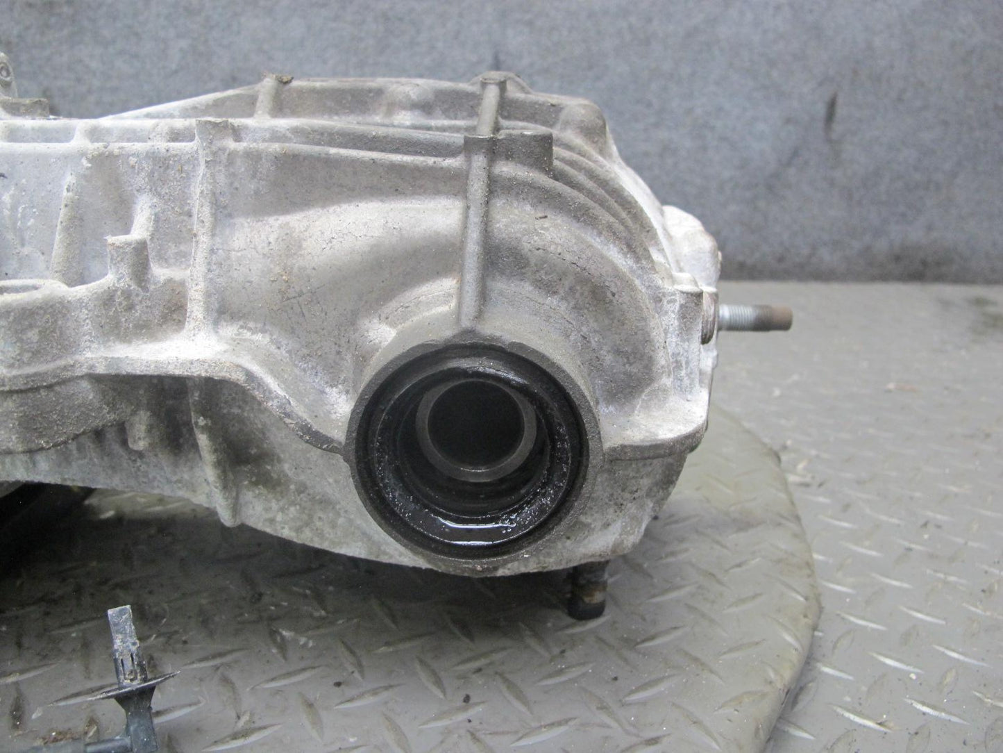 2014-2015 Infiniti QX60 2.5L Hybrid AWD Rear Differential Carrier 123k Miles
