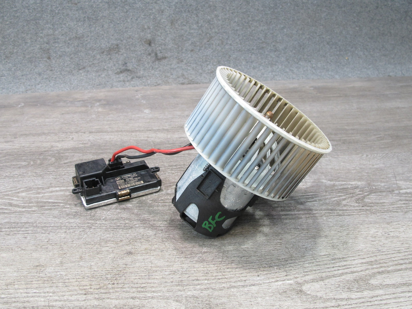 11-16 BMW F10 5-SERIES 550i A/C Heater Blower Motor Fan w Resistor 9242607 OEM