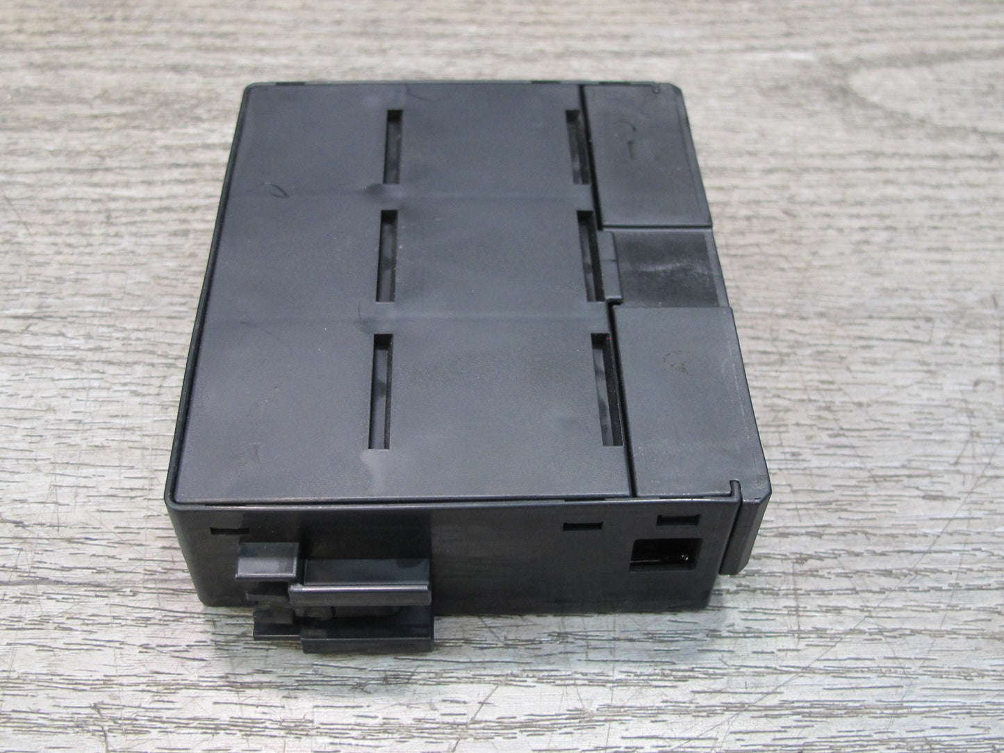 06-11 Lexus IS350 IS250 MPX Multiplex Network Control Module 89211-53010 OEM