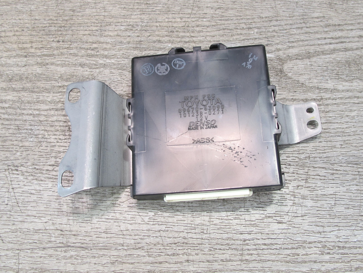 06-12 Lexus IS350 IS250 A/T MPX Power Supply Control Module 89670-53090 OEM