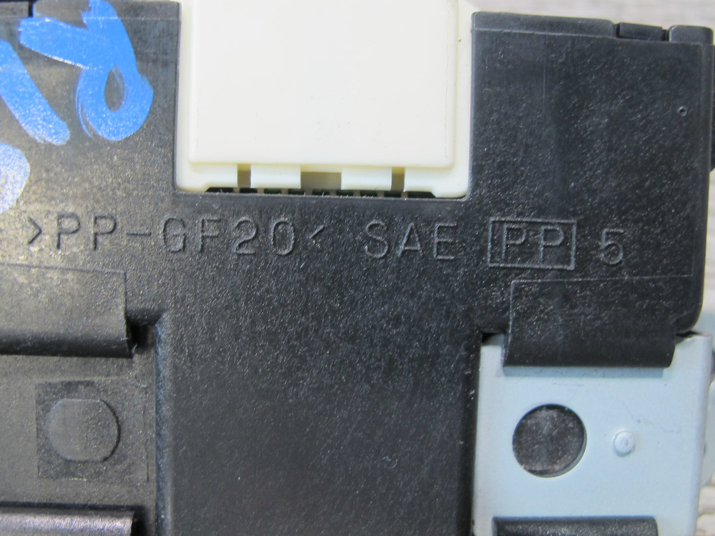 06-15 Lexus IS350 IS250 Theft Locking Security Control Module 89784-53011 OEM