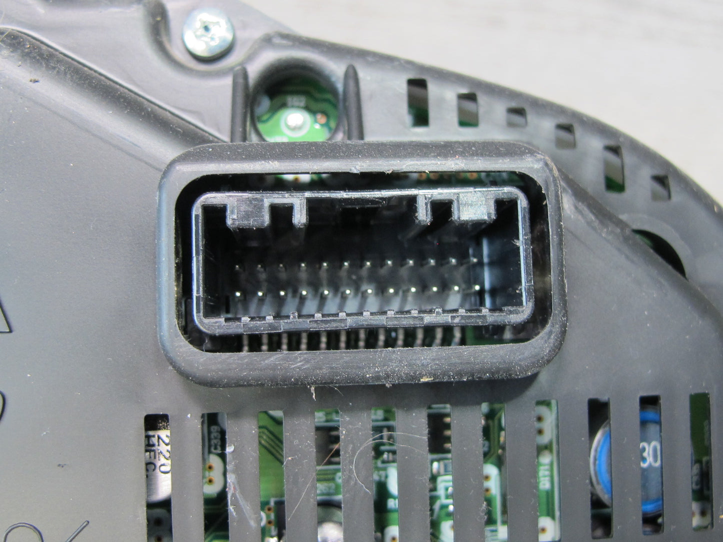 2010 Lexus GSE20L IS250 Convertible A/T Instrument Cluster Gauge Speedometer OEM