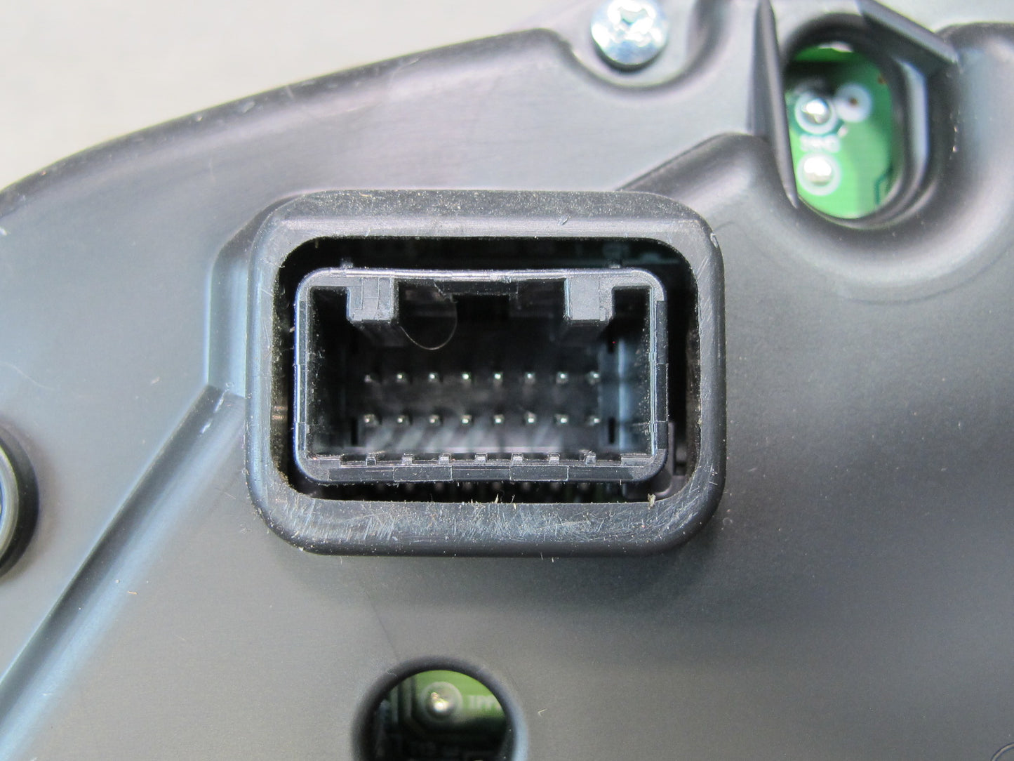 2010 Lexus GSE20L IS250 Convertible A/T Instrument Cluster Gauge Speedometer OEM