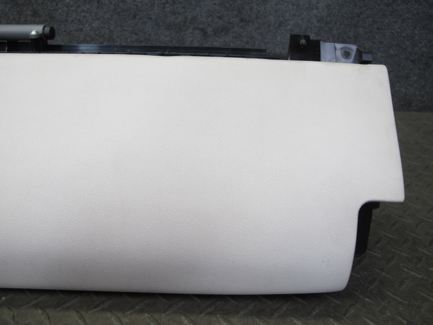 10-11 Lexus GSE20L IS350 IS250 Dash Glove Box Compartment Storage Alabaster OEM