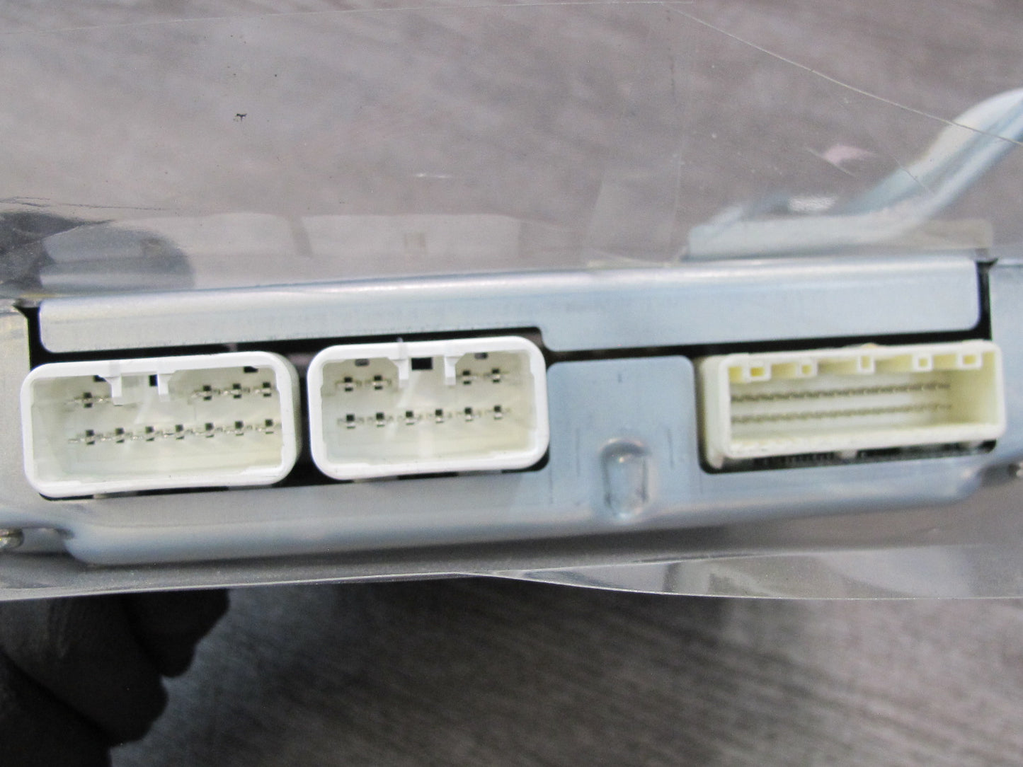 10-15 Lexus IS350 IS250 Convertible TOP Roof Control Module 89720-53010 OEM