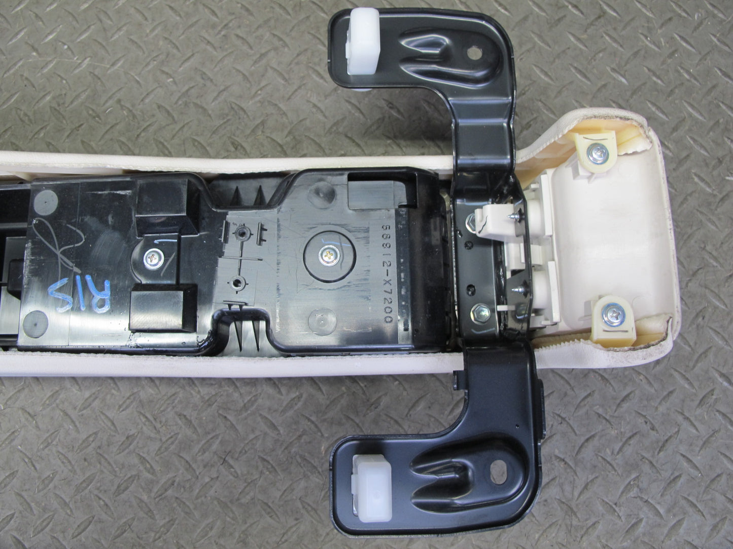 10-15 Lexus IS350 IS250 Convertible Rear Center Console w Armrest Alabaster OEM