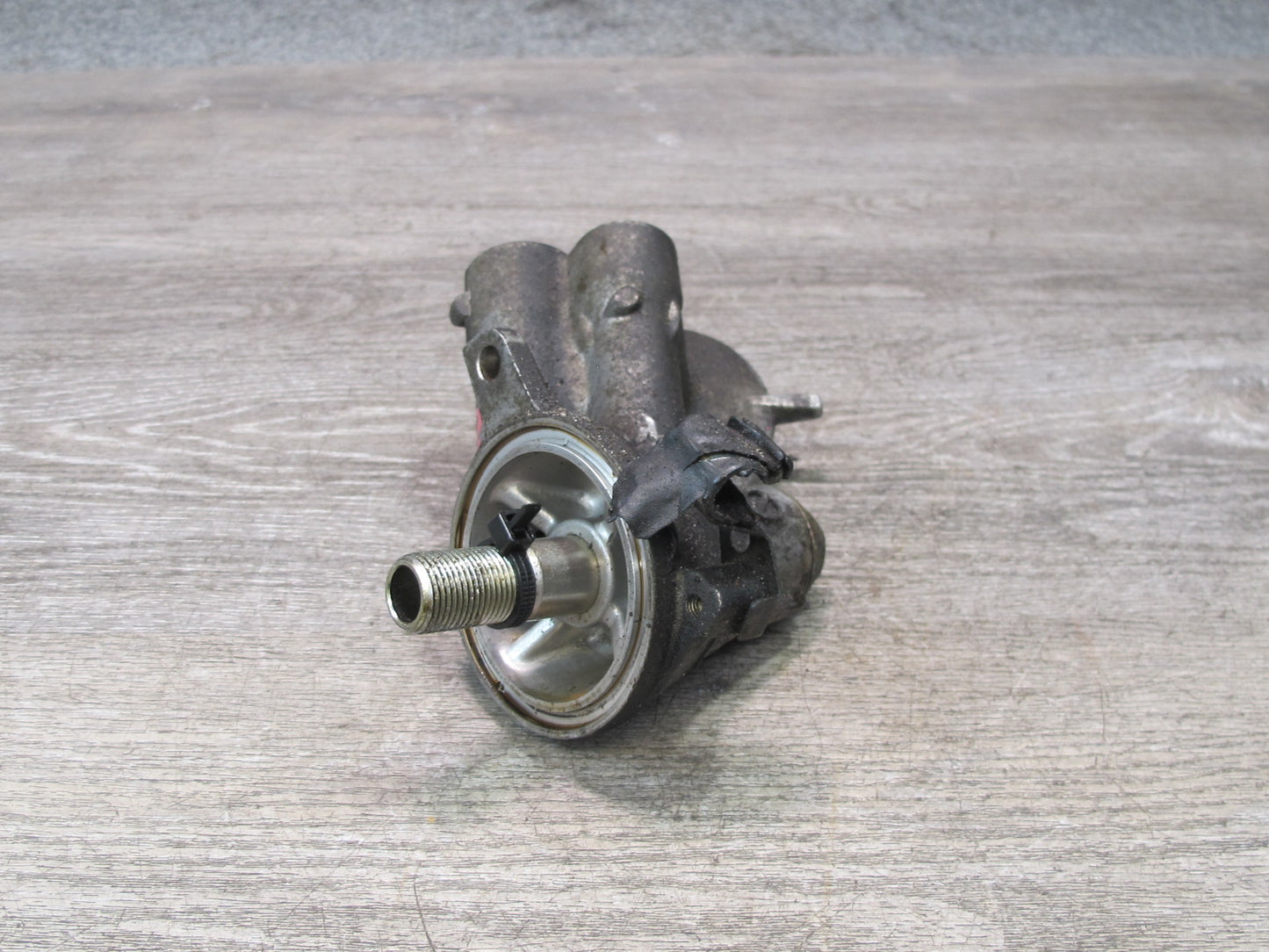92-96 Lexus JZZ31L SC300 2JZGE Engine Oil Filter Housing OEM