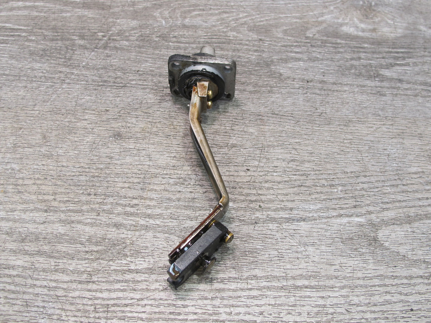 92-93 Lexus JZZ31L SC300 2JZGE Engine Oil Level Sensor OEM