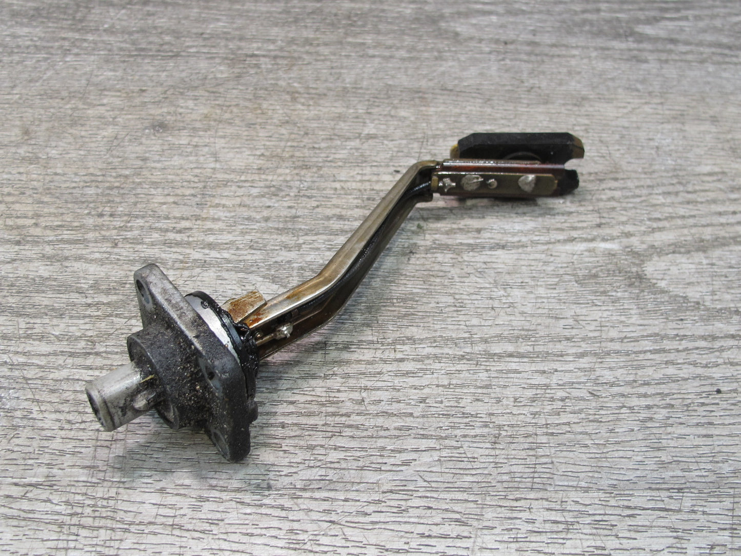 92-93 Lexus JZZ31L SC300 2JZGE Engine Oil Level Sensor OEM