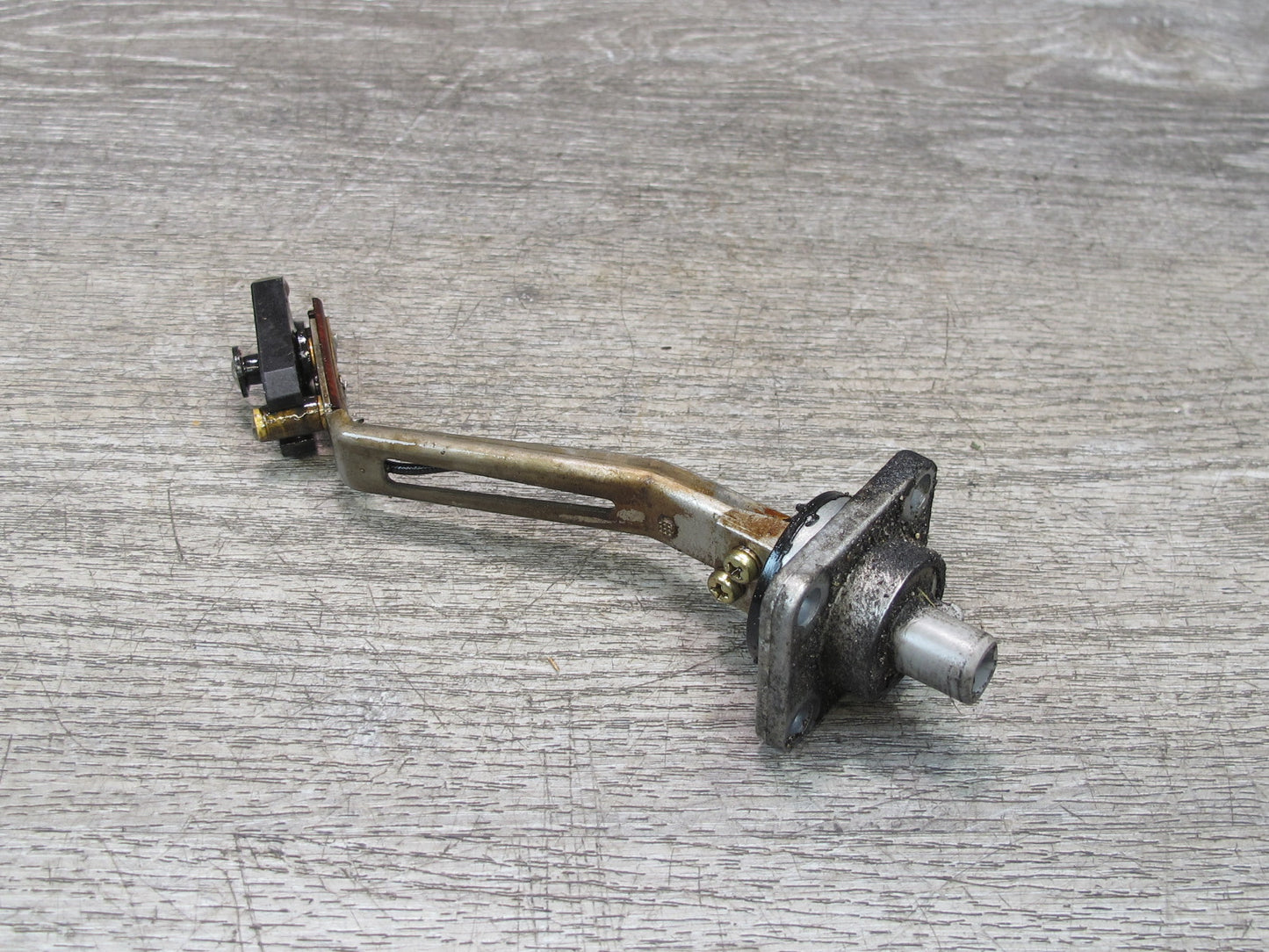 92-93 Lexus JZZ31L SC300 2JZGE Engine Oil Level Sensor OEM