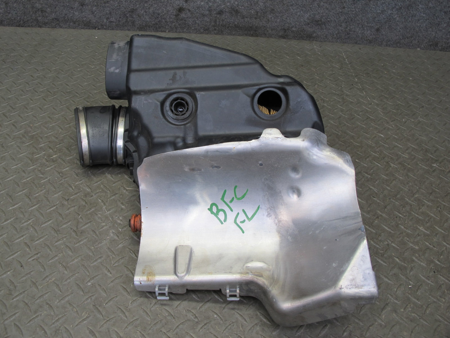 11-13 BMW F12 F10 550i N63 Left Air Intake Cleaner Filter Box w MAF Sensor OEM