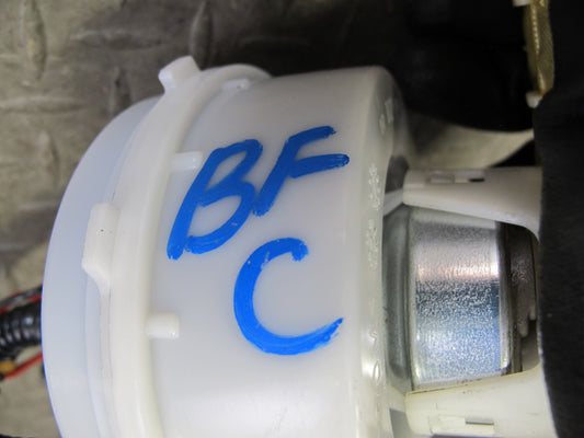 11-16 BMW F10 550i 4.4L Twin Turbo Main Gas Fuel Tank Pump 16117341303 OEM