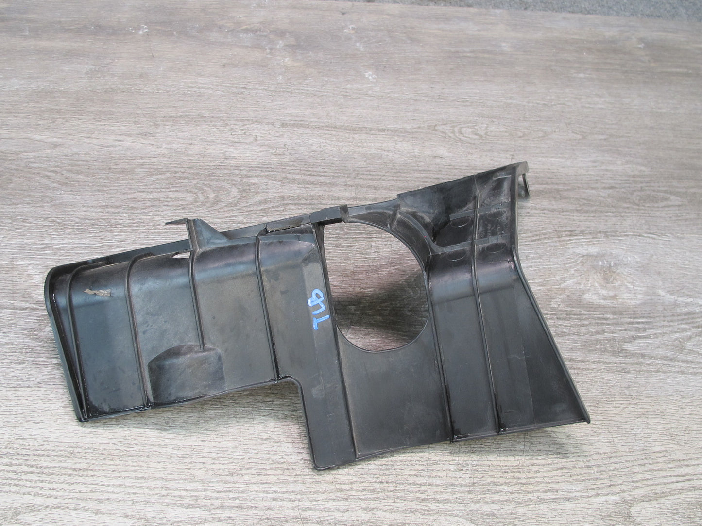 01-06 BMW E46 M3 S54 Convertible Left & Right Cooling Fan Shroud Air Duct Set