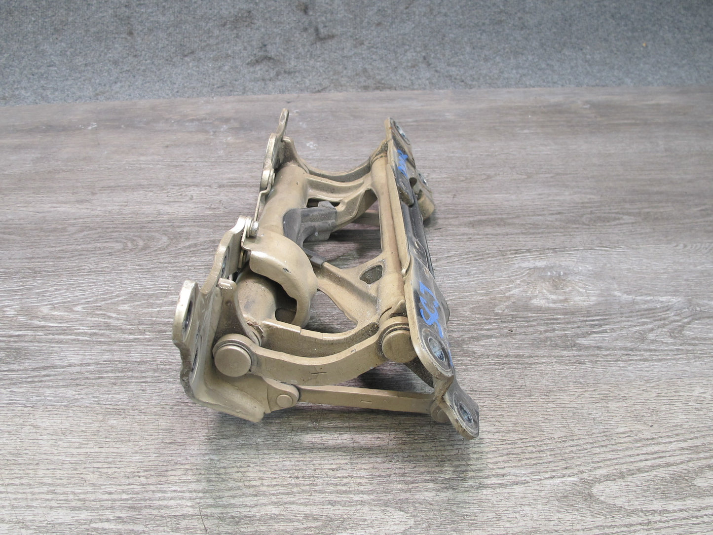 92-00 Lexus JZZ31L SC400 SC300 Left Driver Door Mount Hinge Beige OEM