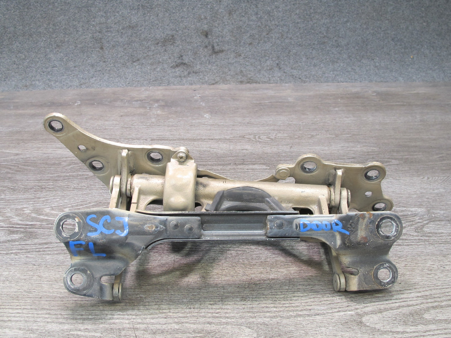 92-00 Lexus JZZ31L SC400 SC300 Left Driver Door Mount Hinge Beige OEM