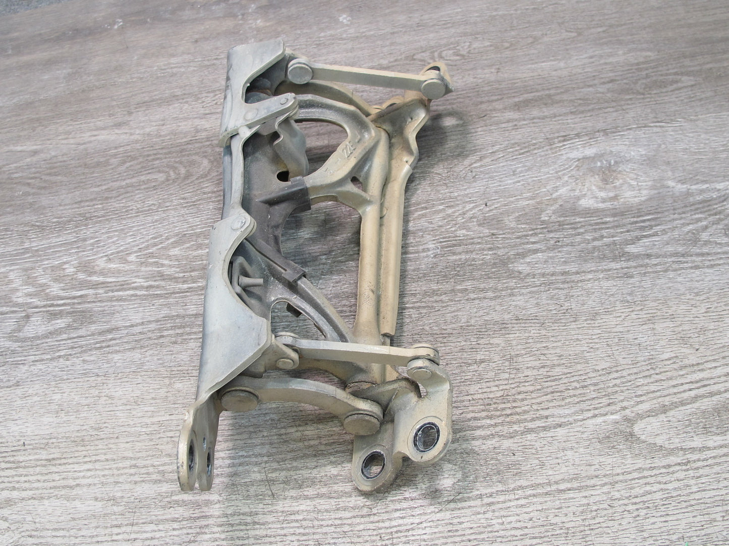 92-00 Lexus JZZ31L SC400 SC300 Left Driver Door Mount Hinge Beige OEM