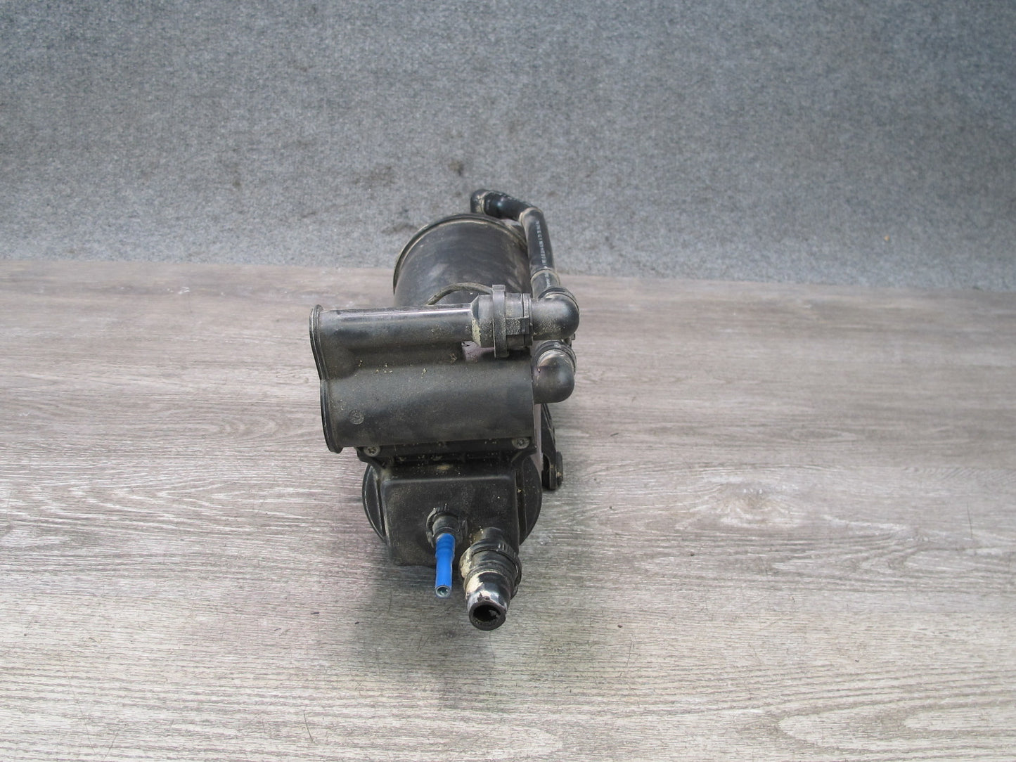 2001-2006 BMW E46 3-SERIES M54 S54 Fuel Evaporator Charcoal Vapor Canister