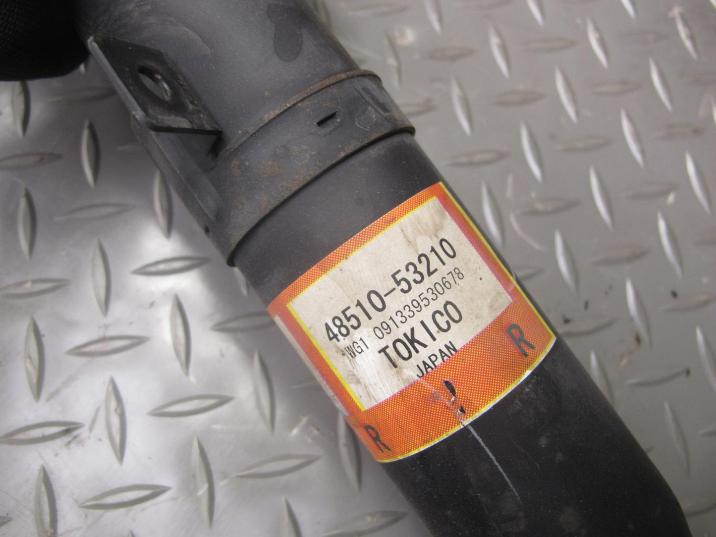 10-15 Lexus GSE20L IS250 Convertible Set of 2 Front Left & Right Shock Strut OEM