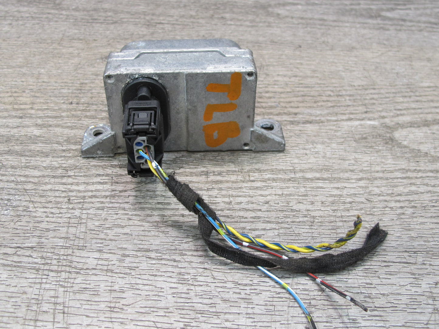 2004-2006 BMW E46 M3 3-SERIES YAW Acceleration Turn Rate Speed Sensor Module