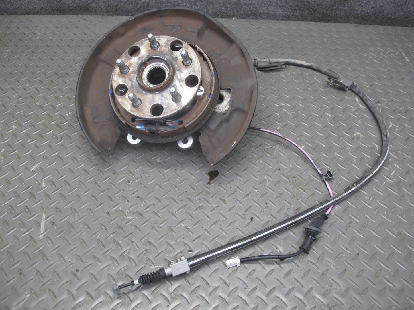 06-14 Lexus IS250 RWD Rear Right Spindle Knuckle Wheel Hub Bearing OEM