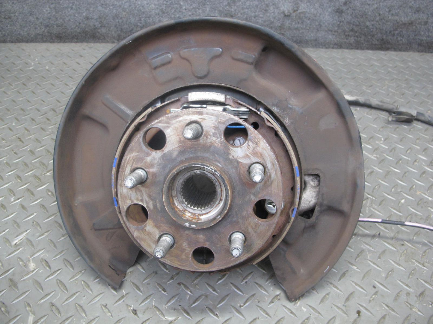 06-14 Lexus IS250 RWD Rear Right Spindle Knuckle Wheel Hub Bearing OEM