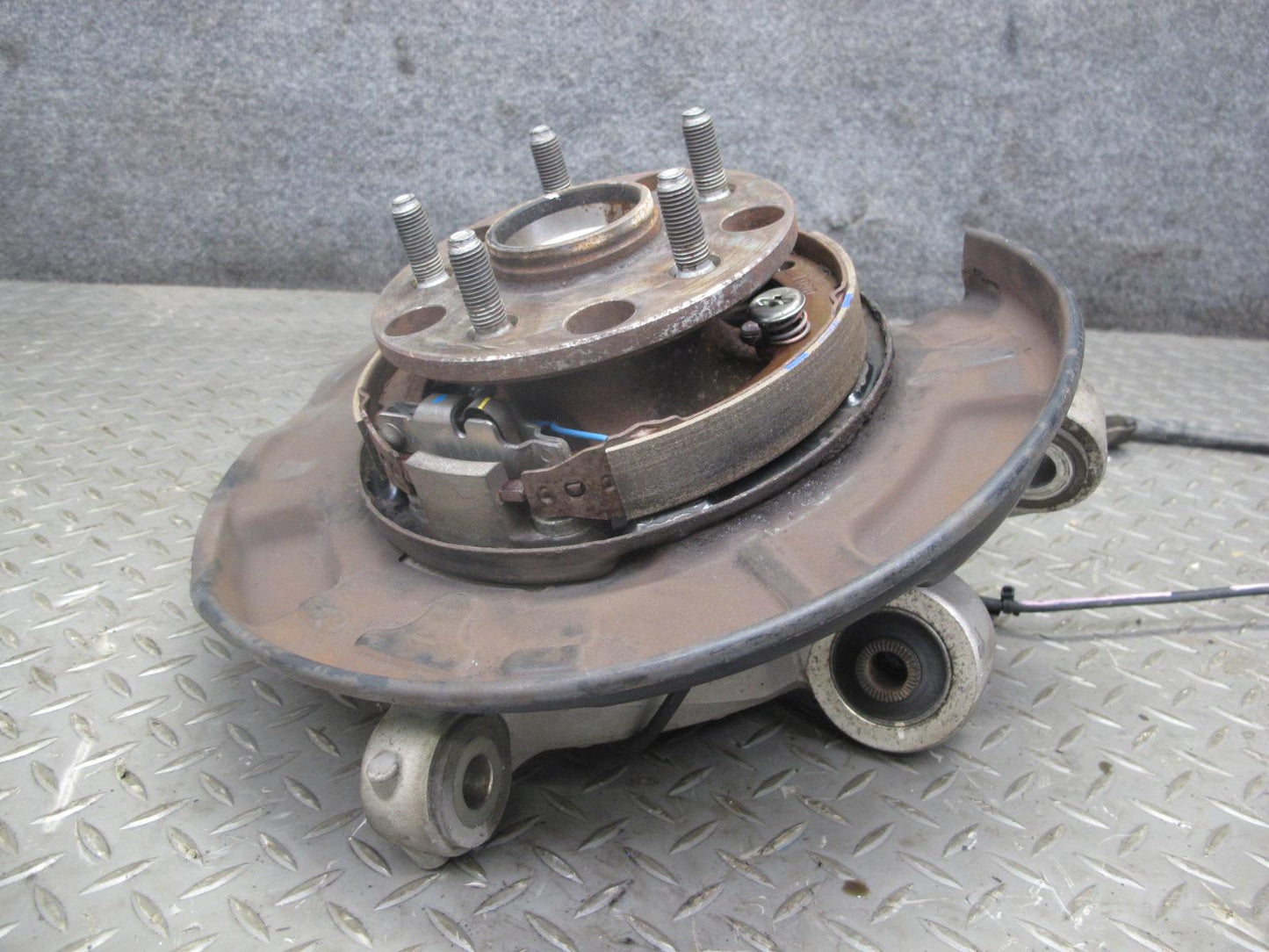 06-14 Lexus IS250 RWD Rear Right Spindle Knuckle Wheel Hub Bearing OEM