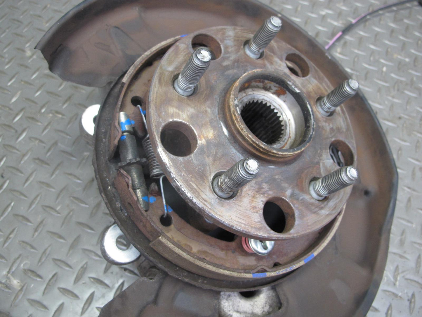 06-14 Lexus IS250 RWD Rear Right Spindle Knuckle Wheel Hub Bearing OEM