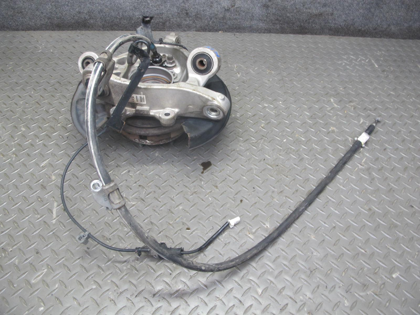 06-14 Lexus IS250 RWD Rear Right Spindle Knuckle Wheel Hub Bearing OEM