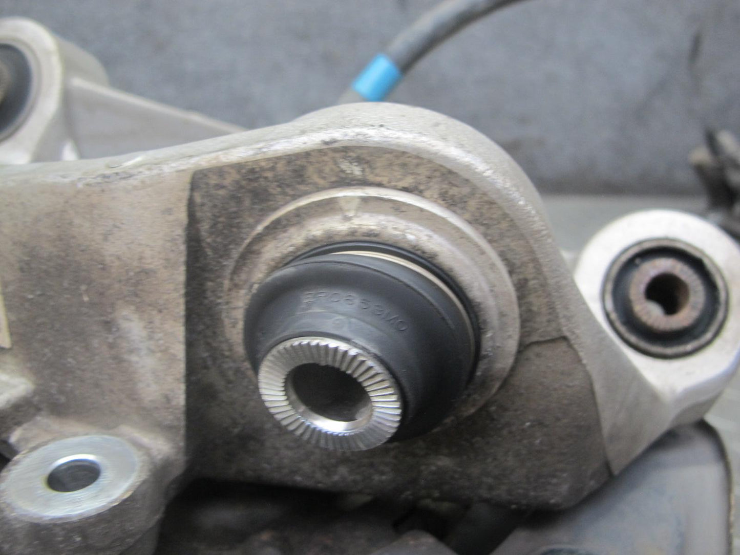 06-14 Lexus IS250 RWD Rear Left Spindle Knuckle Wheel Hub Bearing OEM