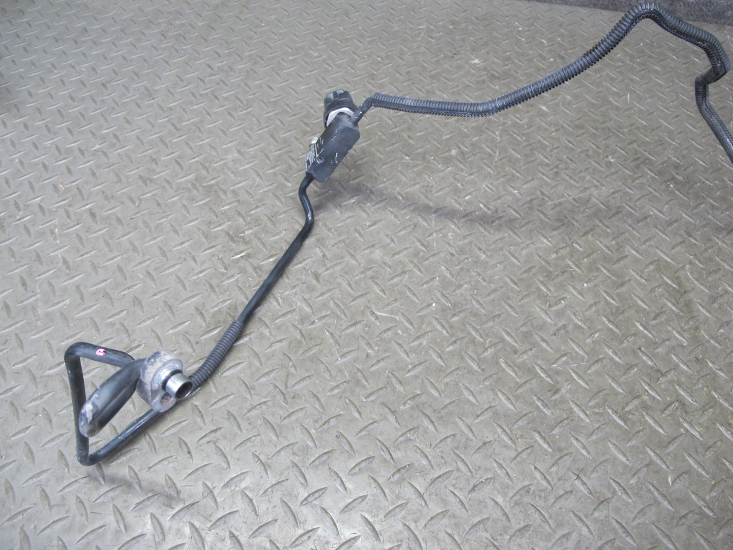 06-13 Lexus IS350 IS250 RWD A/T AC Air Conditioning Condenser Hose Line Set OEM