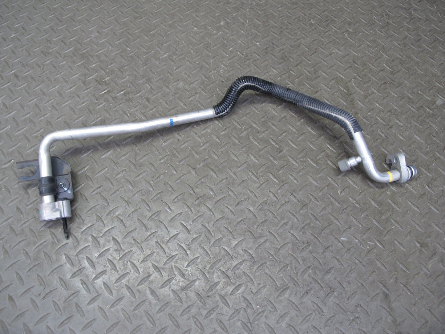 06-13 Lexus IS350 IS250 RWD A/T AC Air Conditioning Condenser Hose Line Set OEM