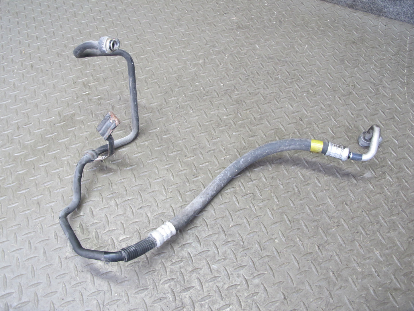 06-13 Lexus IS350 IS250 RWD A/T AC Air Conditioning Condenser Hose Line Set OEM