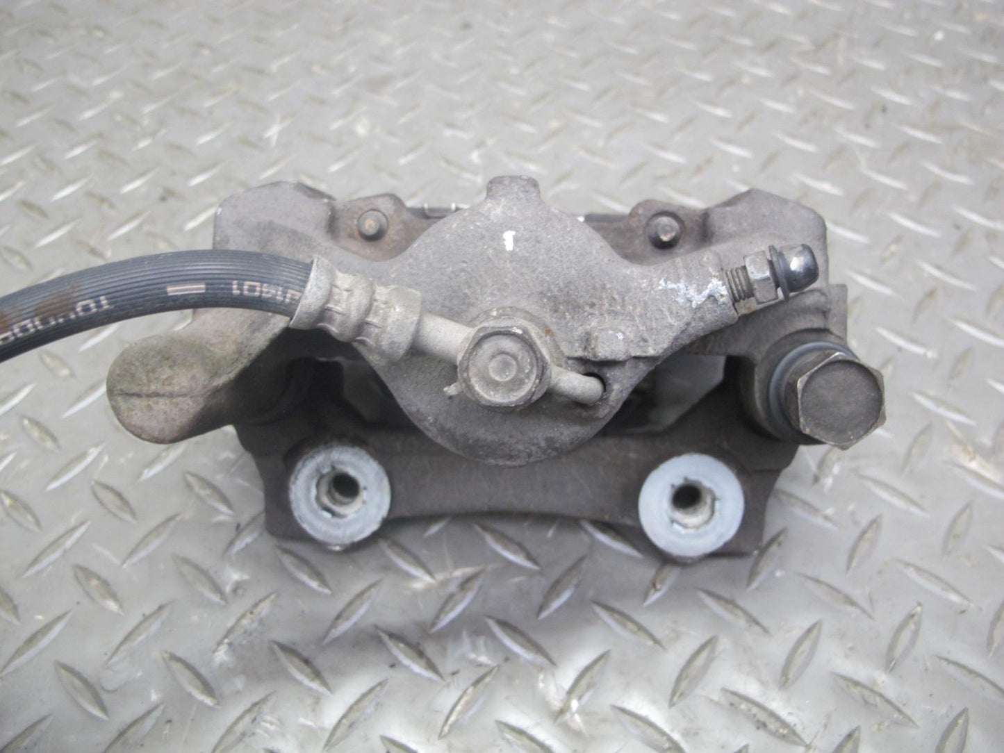 10-15 Lexus GSE20L IS250 RWD Convert Rear Left & Right Brake Caliper Set OEM