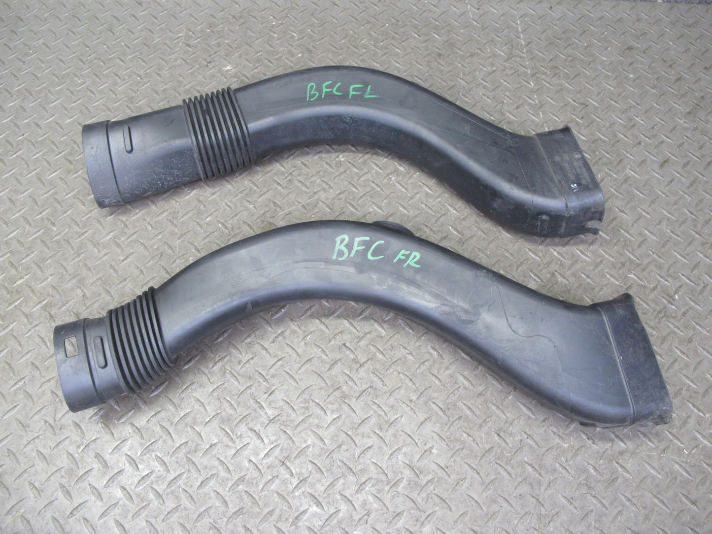 11-13 BMW F12 F13 F10 550i N63 Set of 2 Left & Right Air Intake Duct Pipe OEM