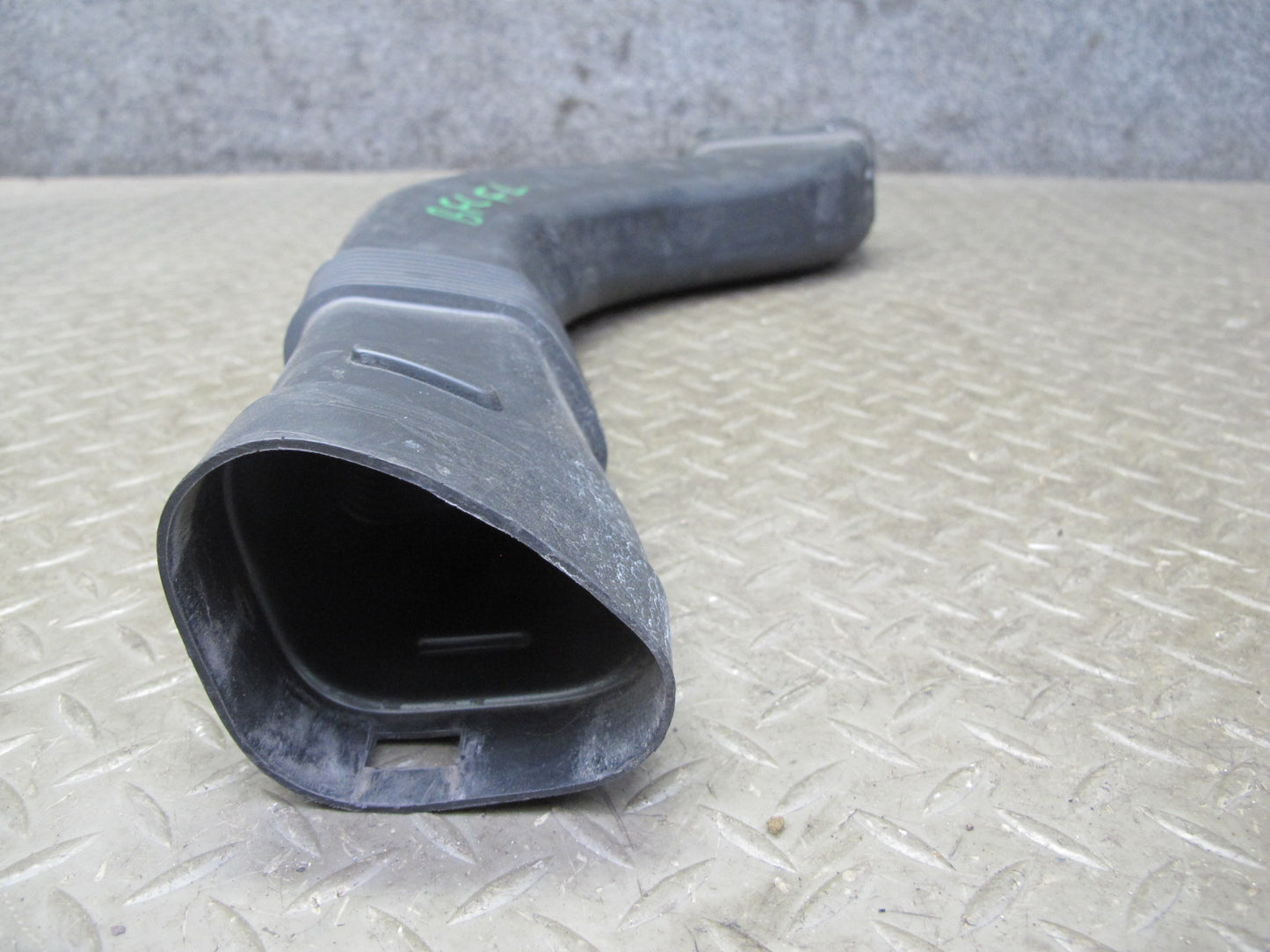 11-13 BMW F12 F13 F10 550i N63 Set of 2 Left & Right Air Intake Duct Pipe OEM