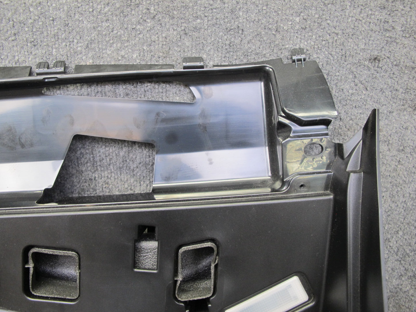 11-16 BMW F10 5-SERIES 550i Front Left Under Dash Knee Trim Panel w Speaker OEM