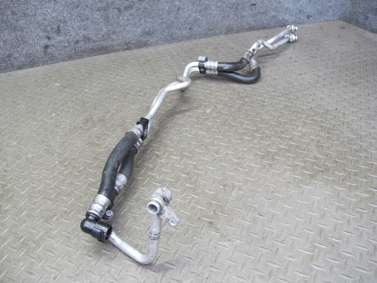 11-13 BMW F12 F13 F10 550i N63 A/T Transmission Oil Cooler Hose Pipe Set OEM