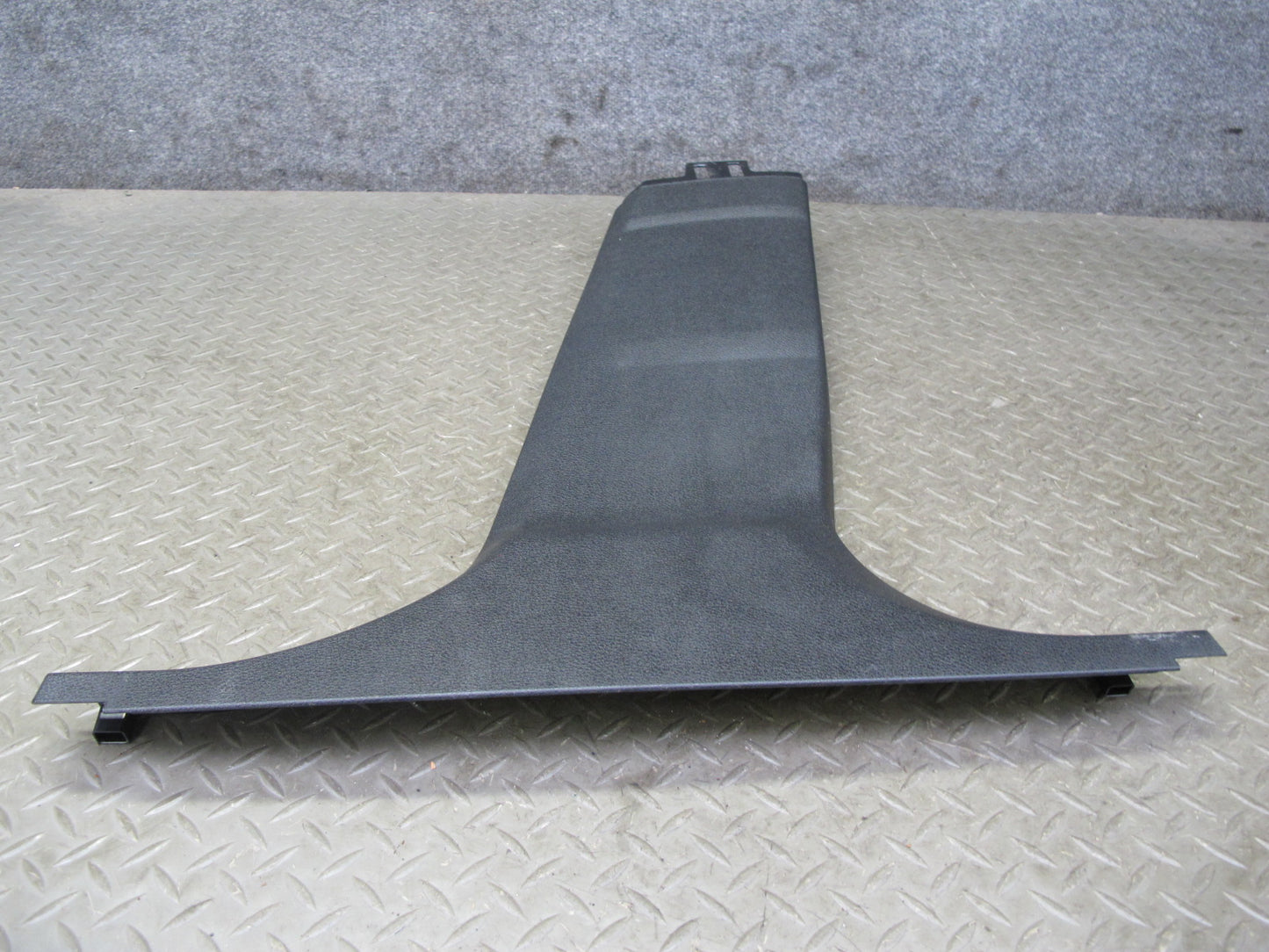 11-16 BMW F10 5-SERIES 550i Set of 2 Left & Right B Pillar Lower Trim Panel OEM