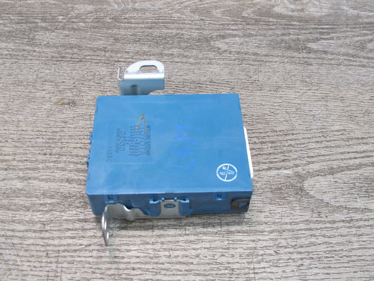 04-06 Lexus UCF30L LS430 Network Gateway Control Module 89111-50040 OEM