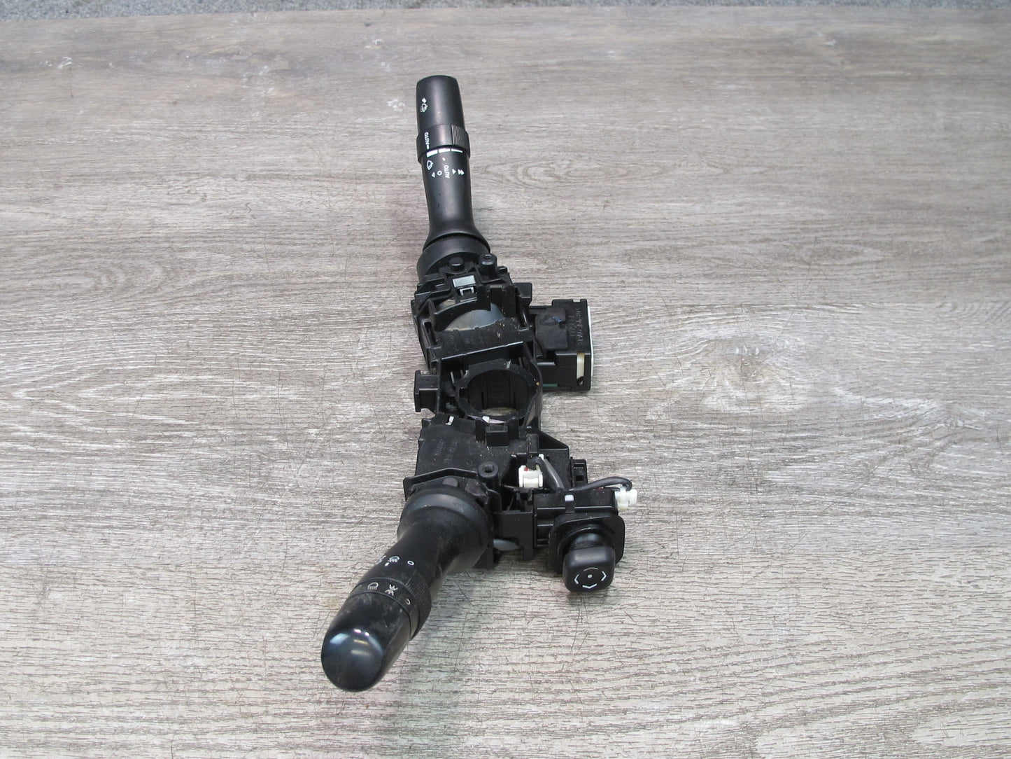 10-11 Lexus IS350 IS250 Convertible Steering Column Turn Signal Wiper Switch OEM