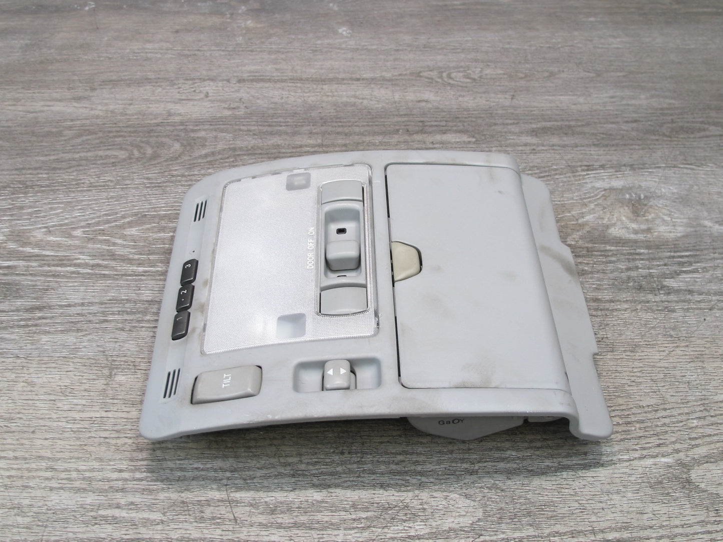 04-06 Lexus UCF30L LS430 Front Overhead Console Dome Reading Light w Sunroof OEM