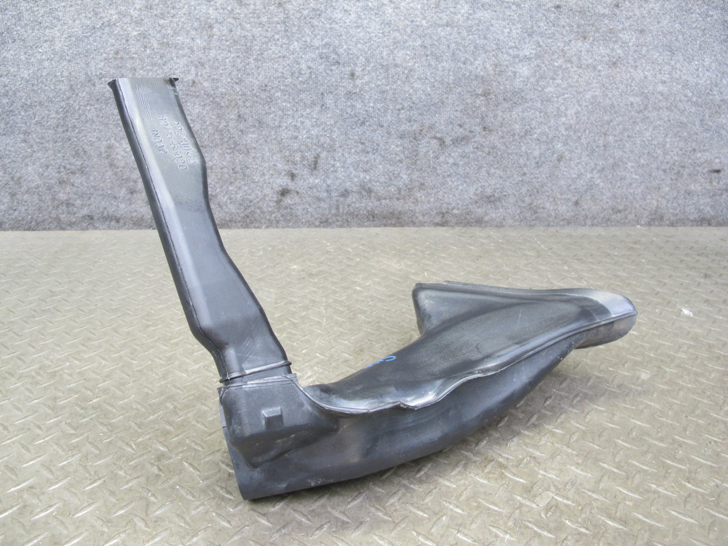 10-15 Lexus IS350 IS250 Convert Front Left & Right Air Intake Duct Pipe Set OEM