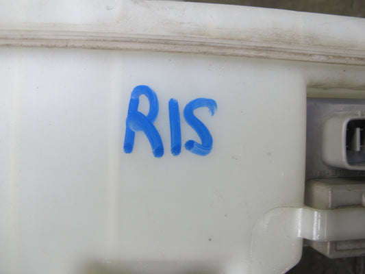 06-15 Lexus GSE20L IS350 IS250 Windshield Washer Fluid Reservoir Tank w Pump OEM