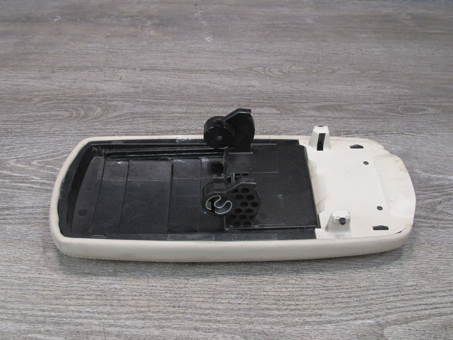 2010 Lexus GSE20L IS350 IS250 Front Center Console Armrest Leather Alabaster OEM