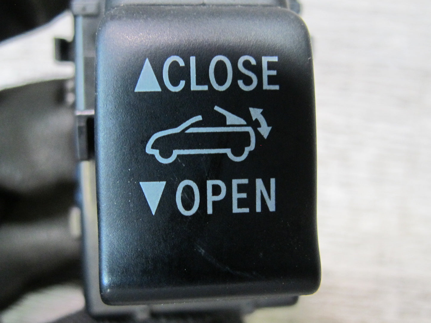 10-15 Lexus GSE20L IS350 IS250 Convertible TOP Roof Button Switch OEM