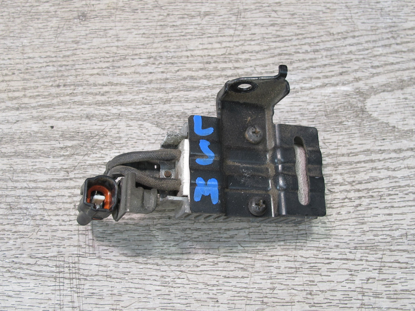 04-06 Lexus UCF30L LS430 Fuel Pump Resistor Control Module 23080-50140 OEM