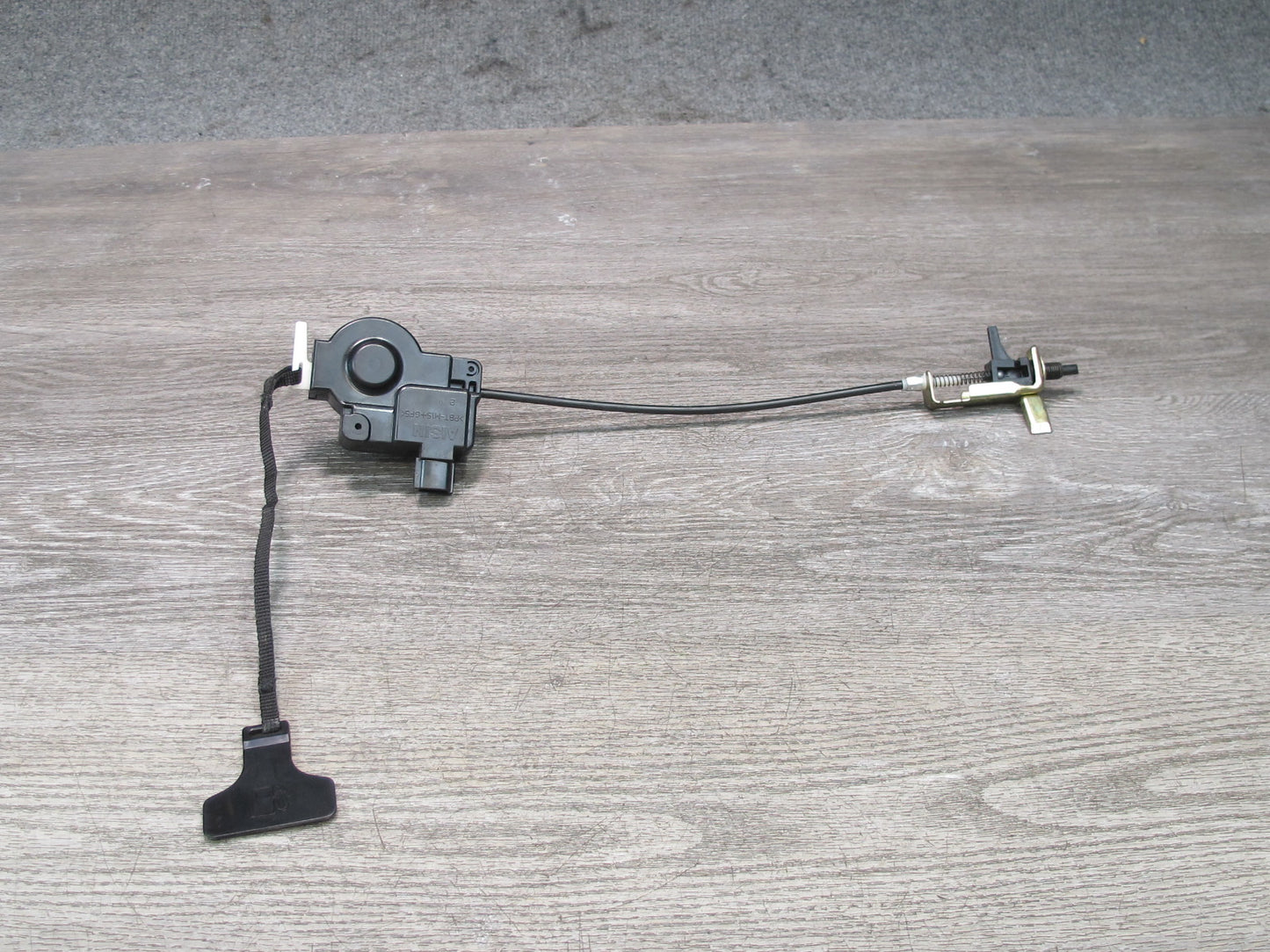 01-06 Lexus LS430 UCF30L Gas Tank Fuel Door Lid Lock Release Actuator OEM