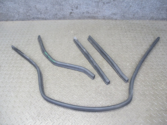 96-02 BMW E36/7 Z3 Set of 4 Front Hood Bonnet Weatherstrip Rubber Seal OEM