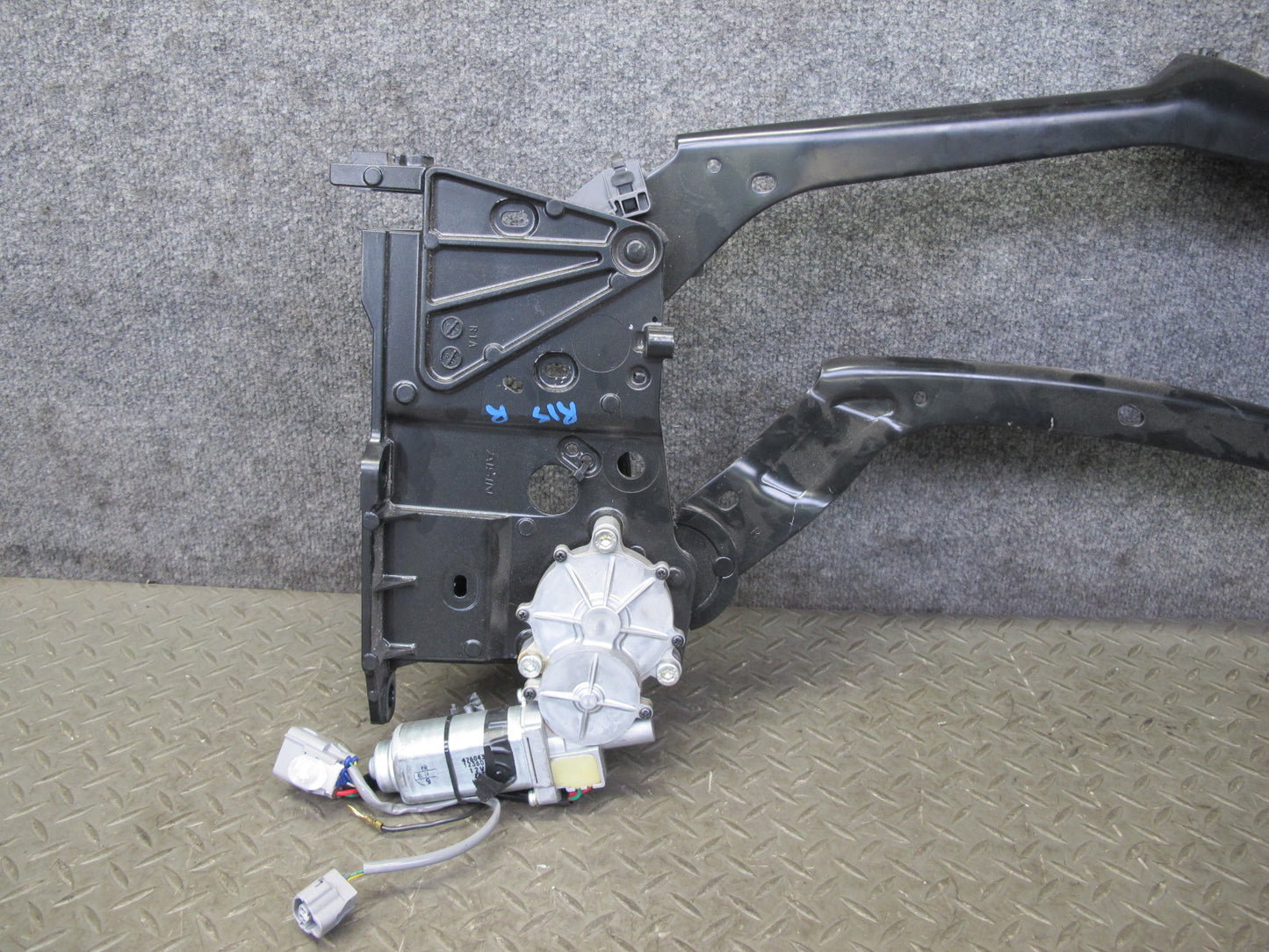 10-15 Lexus IS350 IS250 Convertible Rear Right Electric TOP Roof Motor Hinge OEM