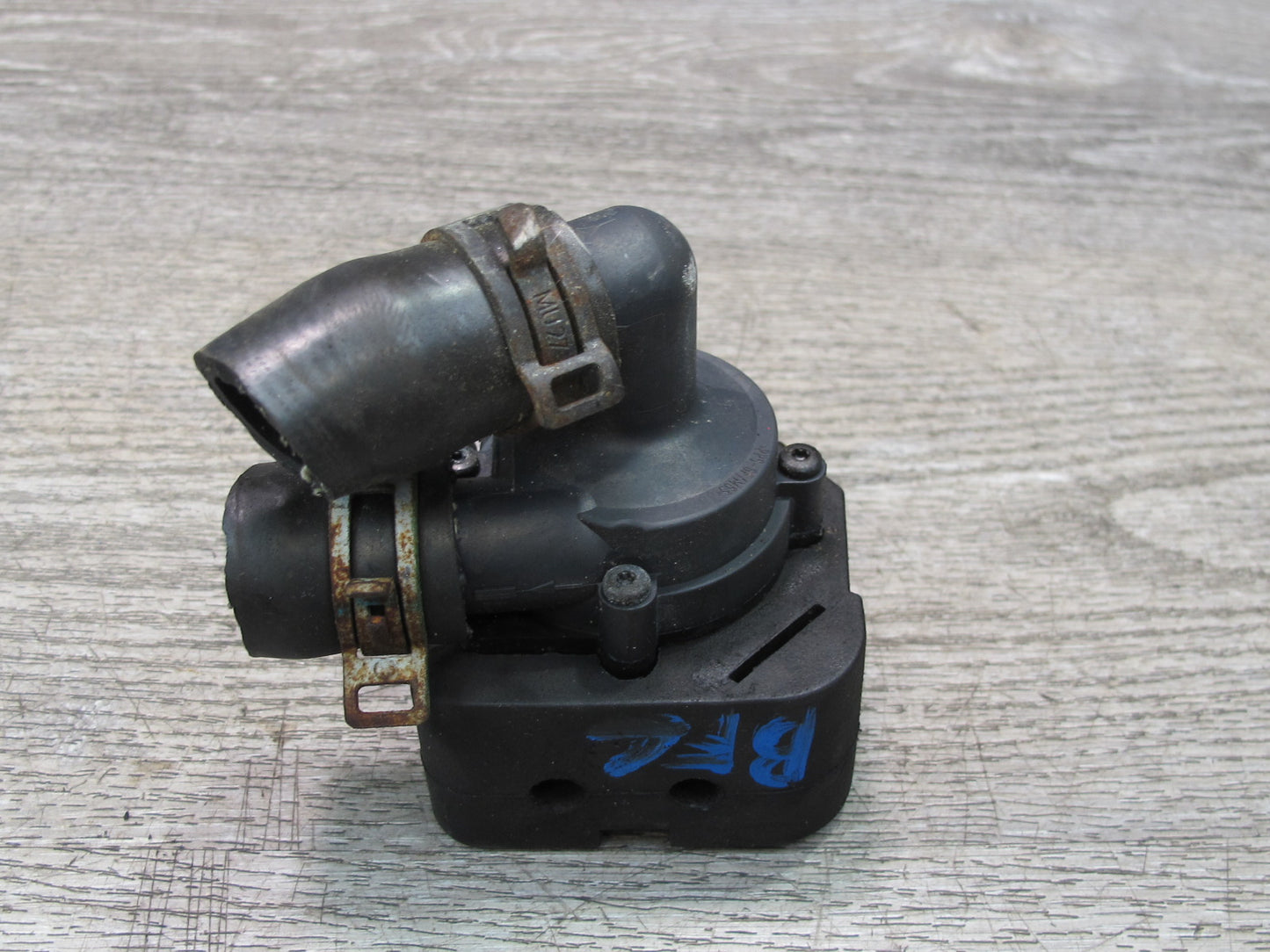 11-16 BMW F02 F06 F12 F13 F10 550i N63 Auxiliary Electric Coolant Water Pump OEM